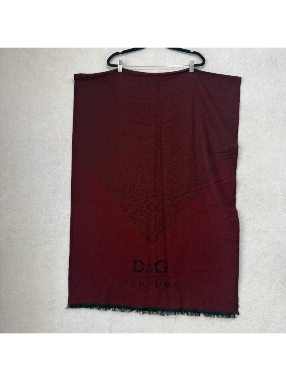 D&G Scarf Womens One Size Red Burgundy Logo Rectangle Wrap Shawl Fringe Parfums